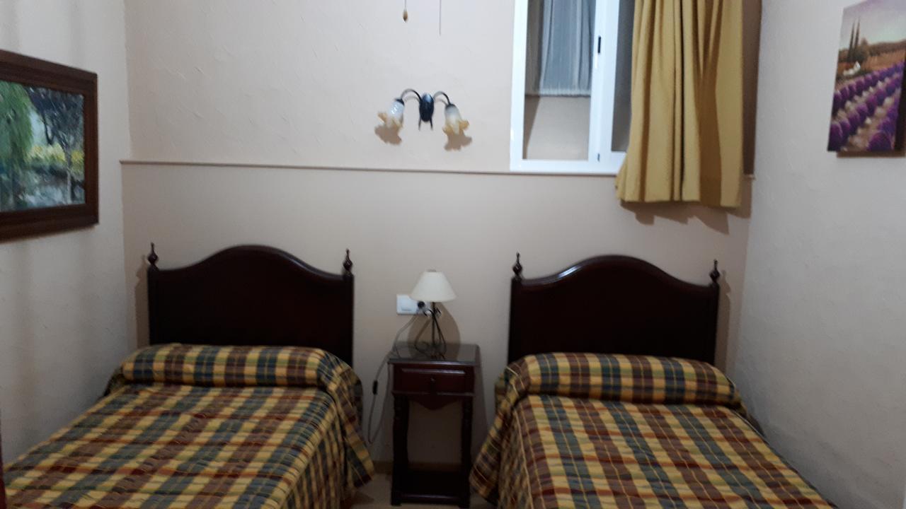 Hostal Manolo El Puerto de Santa María Exteriör bild
